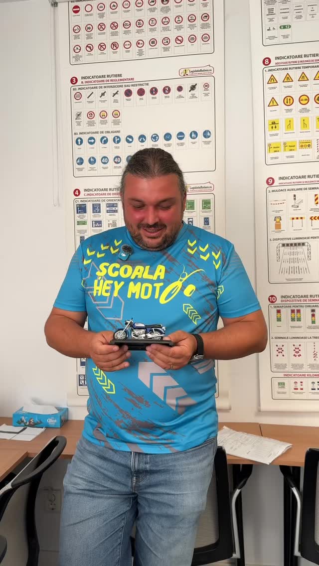🏍️ Știi ce face ABS-ul când frânezi brusc?
Sistemul previne blocarea roților și te ajută să păstrezi controlul motocicletei în timpul frânării.
⚠️ Atenție: ABS-ul nu înlocuiește distanța de siguranță și adaptarea vitezei la condițiile de drum.
Salvează clipul și dă-l mai departe unui prieten care merge pe două roți!
#heymoto #scoalaheymoto #scoalamotobucuresti